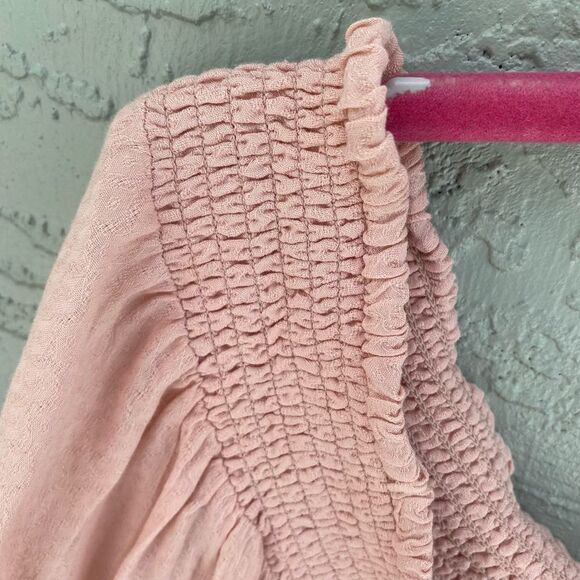 Love, Fire Size L Off Shoulder Bell Sleeve Floral Blush Top - Picture 5 of 8